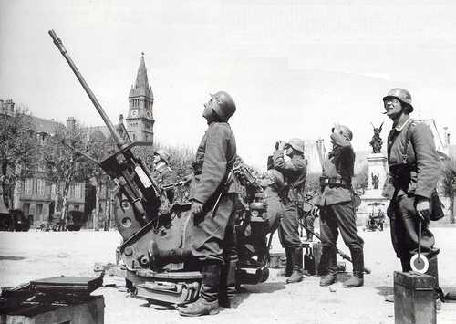 flak 30 in Sedan,1940.(Patdau)