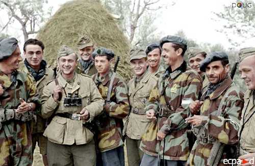 Fallschirmjäger/Paracadutisti 
