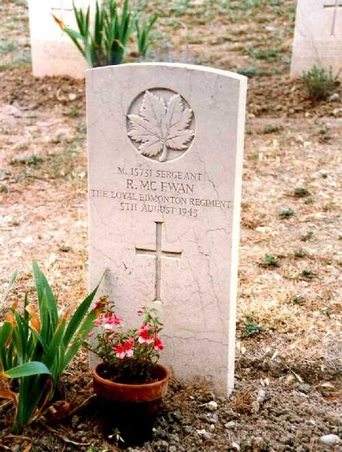 Bob McEwan's grave in Sicily 