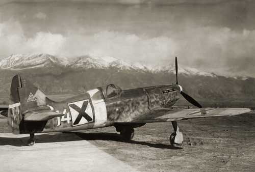 Bulgarian fighter Dewoitine  D520, WWII