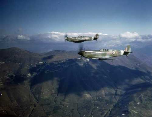 Spitfire Mk.IX's of No. 241 Squadron