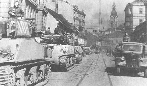 Red Army Shermans in Czechoslovakia