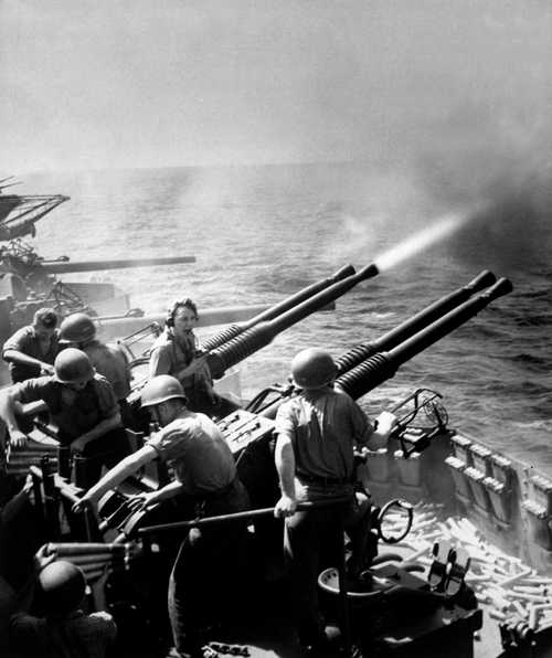 40mm Guns on USS Hornet