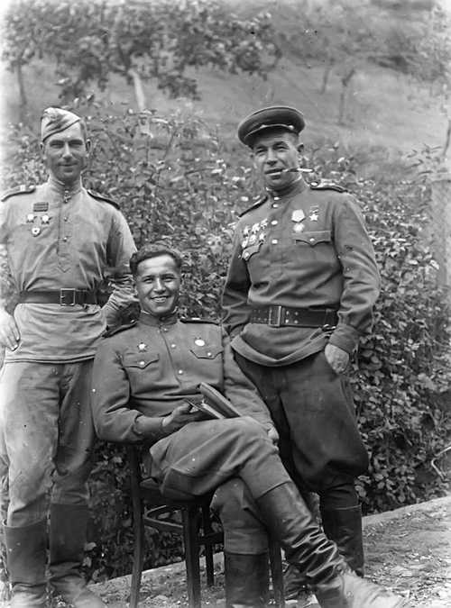 Soldiers of the 150th tank brigade, Germany, 1945