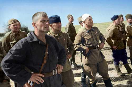 Soviet pilots in the steppe near Stalingrad