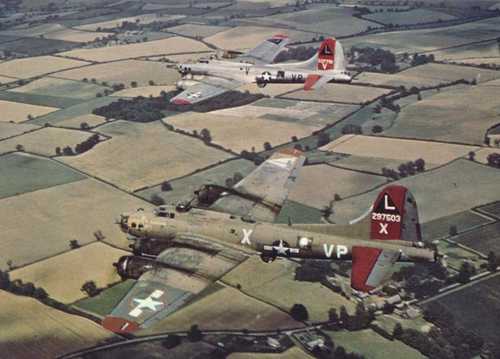 B_17S_OF_381ST_BG