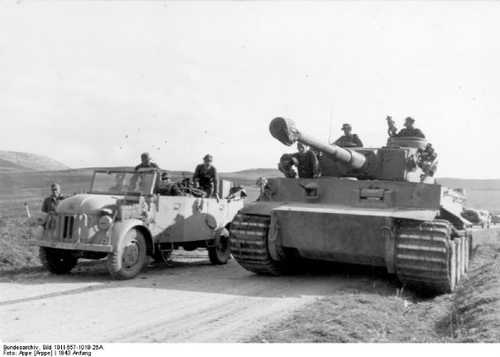 Field car and Tiger I schwere.Panzer-Abteilung 501