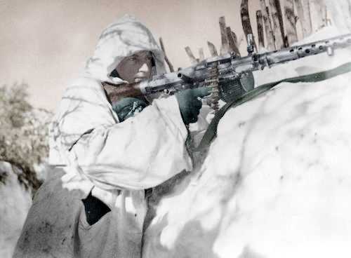 MG-34 Gunner colorized