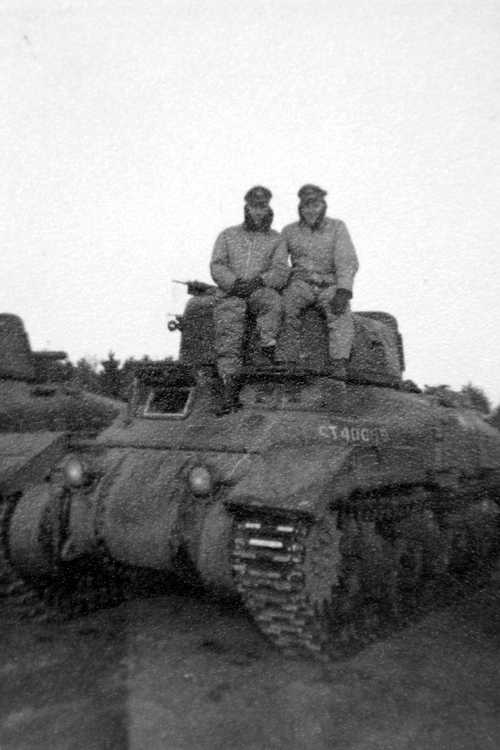Tank and crew, unknown ? 