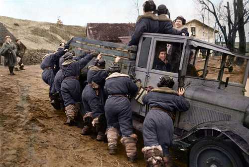 Crimea 1944 - Soviet Female Fighter Pilots