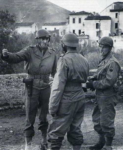 Spahis officers in Italy