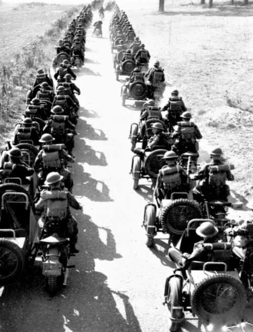 British soldiers on motorcycle (2)