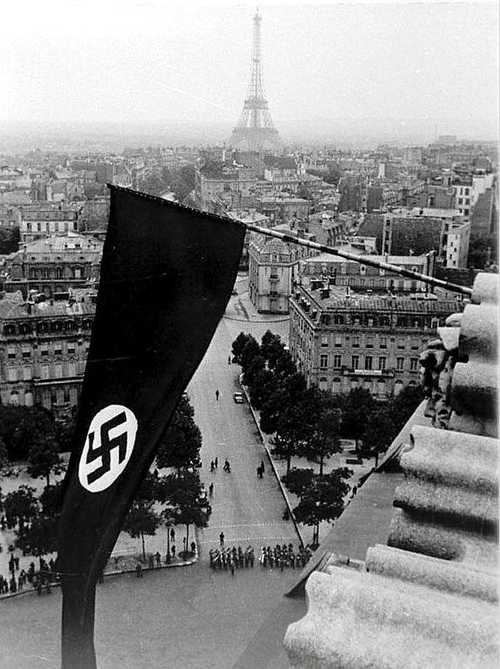 Foreign flag over Paris
