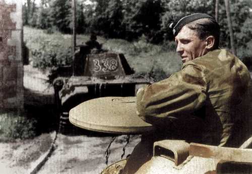 Panzer crew rolling
