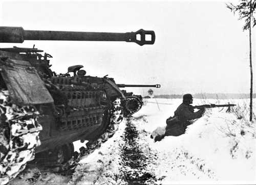 Tanks and machine gun