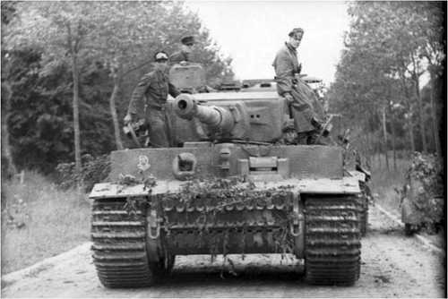 Panzers in Villers-Bocage