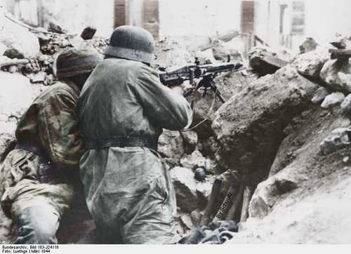 German MG at Monte Cassino col.