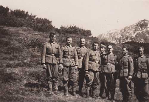 1943, group foto, mountains