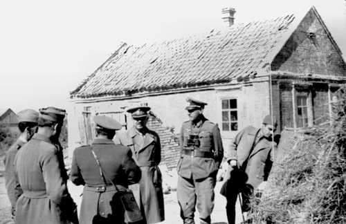 Romanian and German officers in Russia(3)