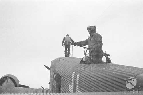Albanian airlift