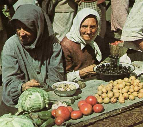 Market of Stalino 1942