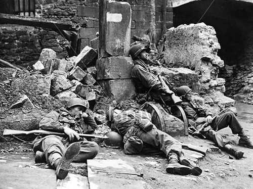 Rest on ruins