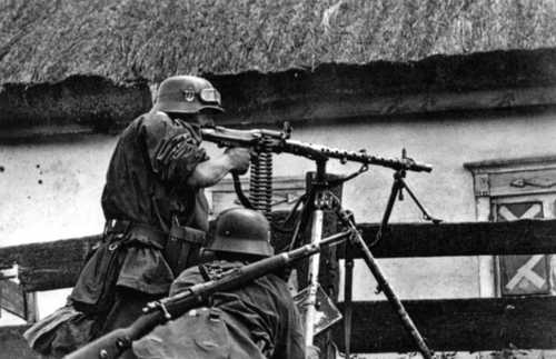MG-34 in action
