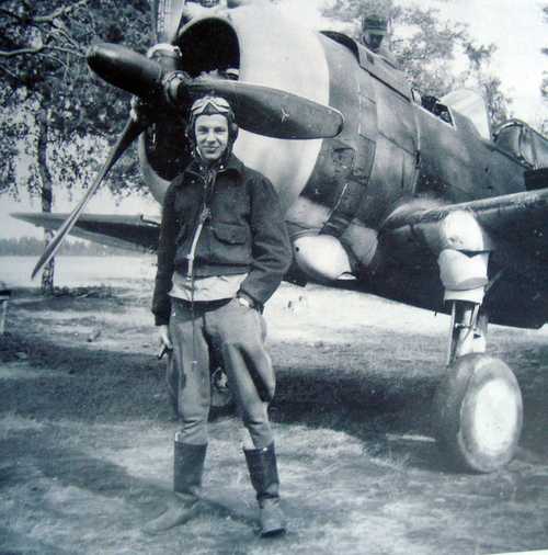 Future ace after his first kill