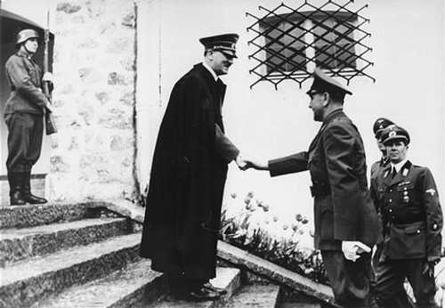 Hitler greets Pavelic