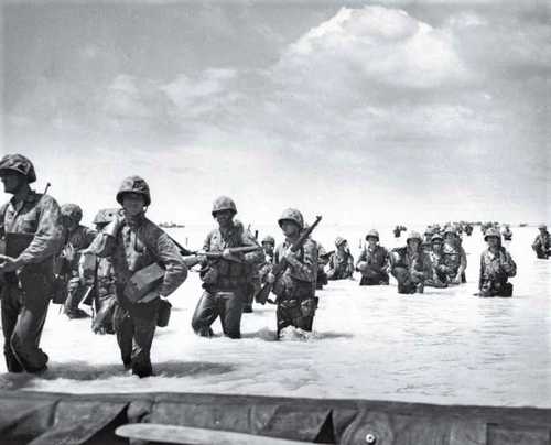 Marines coming in at Tarawa