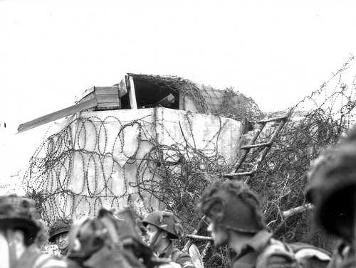 DDay with canadian troops 2