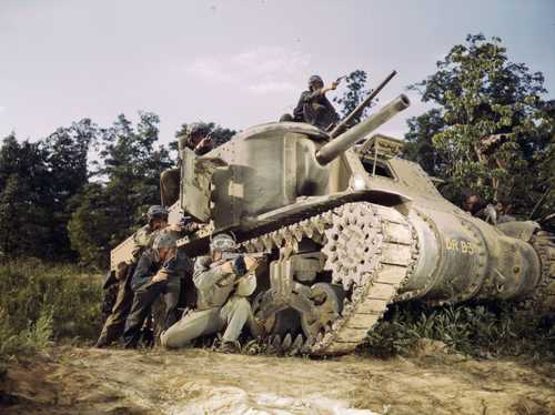 M-3 Tank withi Crew Armed