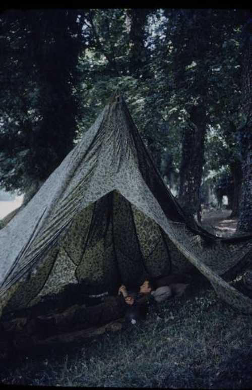 101st Paratrooper resting