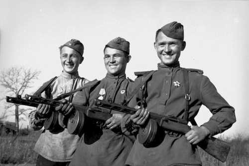 Heroes of Forcing the Dnieper
