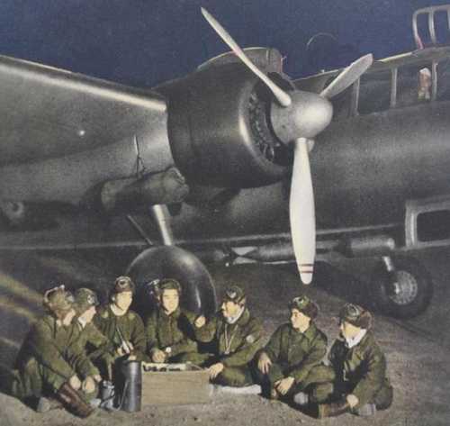 Mitsubishi G3M Bomber Pilots