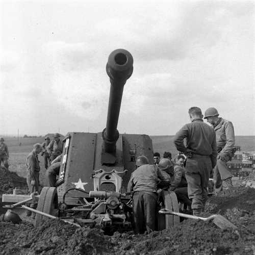 Captured PaK 43