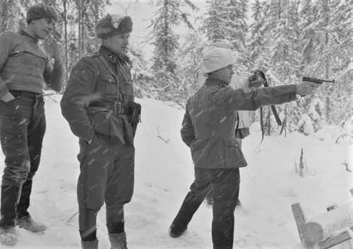 Pistol shooting practice