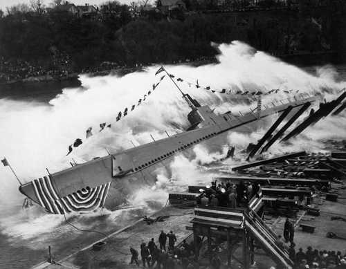 Launching of USS Robalo