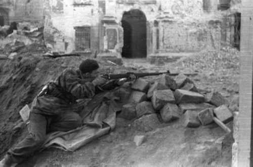 Polish resistance fighter August 1944