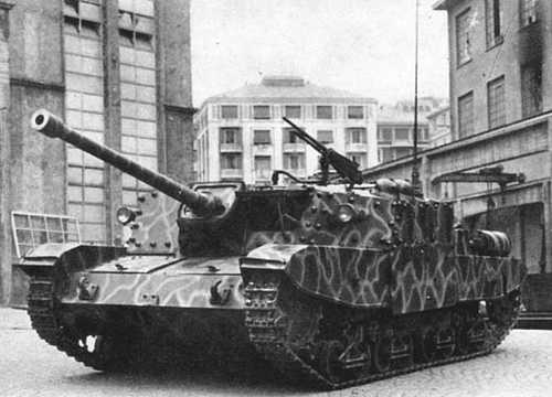 Semovente  self-propelled gun 