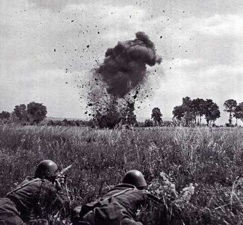 Czechoslovakian troops 