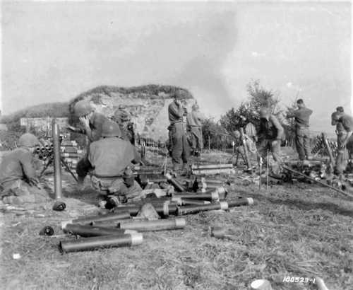 Mortar fire on the enemy